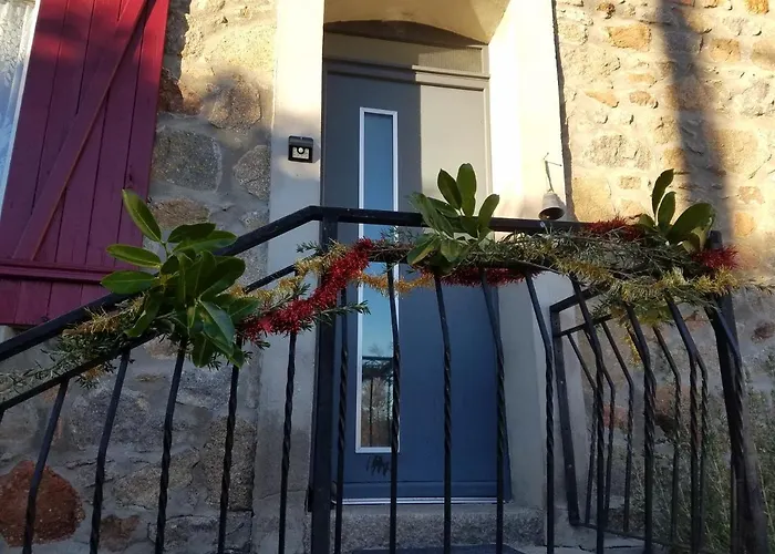 La Clef Des Champs - Gite 9 Personnes Entre Lyon Et St-Etienne